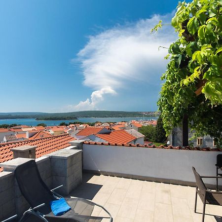 Apartment Roko Пунат Екстериор снимка